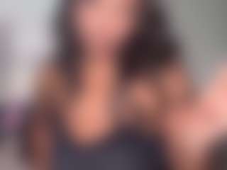 yourmamisilk's Live Sex Cam Show