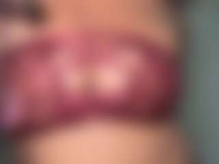 yourmamisilk's Live Sex Cam Show