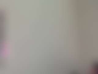 yourmamisilk's Live Sex Cam Show