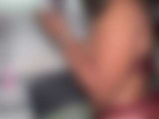 yourmamisilk's Live Sex Cam Show