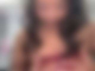 yourmamisilk's Live Sex Cam Show