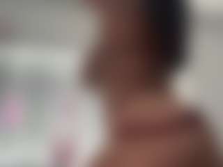yourmamisilk's Live Sex Cam Show