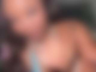yourmamisilk's Live Sex Cam Show