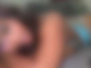 yourmamisilk's Live Sex Cam Show