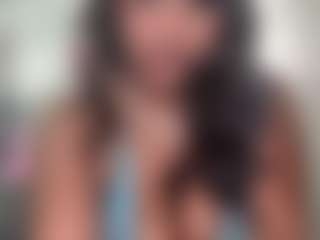 yourmamisilk's Live Sex Cam Show