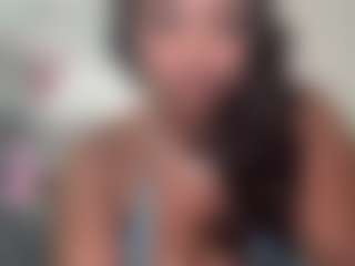 yourmamisilk's Live Sex Cam Show