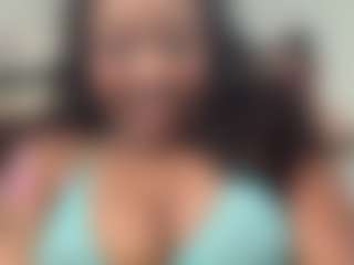 yourmamisilk's Live Sex Cam Show
