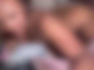 yourmamisilk's Live Sex Cam Show