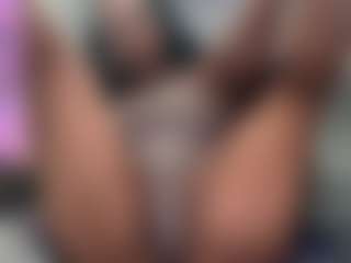 yourmamisilk's Live Sex Cam Show
