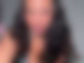 yourmamisilk's Live Sex Cam Show