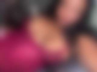 Live cam show with yourmamisilk - Wet on fapnchat