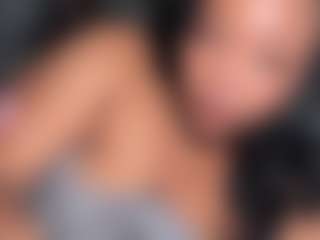 yourmamisilk's Live Sex Cam Show