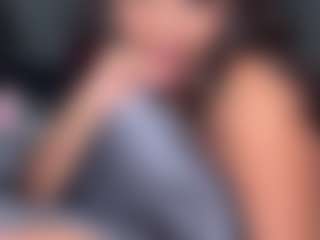 yourmamisilk's Live Sex Cam Show