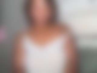 yourmamisilk's Live Sex Cam Show