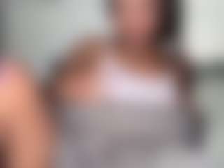 Live cam show with yourmamisilk - Ebony Teen (18+) on Dolls Live
