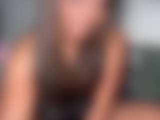 yourmamisilk's Live Sex Cam Show