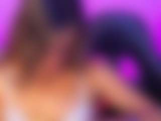 Agatha-Brooks-T MILF webcam performer live streaming