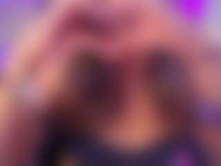 Agatha-Brooks-T's Live Sex Cam Show