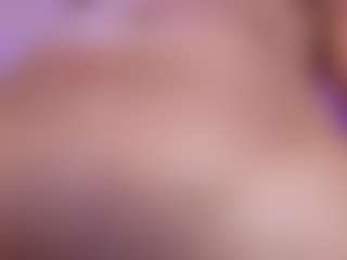 Live cam show with Agatha-Brooks-T - Skinny MILF on Nude Live Now