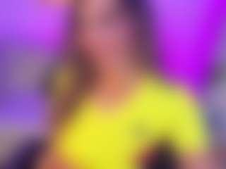 Live cam show with Agatha-Brooks-T - Skinny MILF on Instabang
