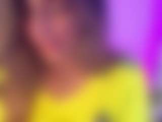 Live cam show with Agatha-Brooks-T - BBW on Camsoda