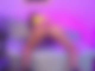 Live cam show with Agatha-Brooks-T - Brown Hair MILF on Milfs Live