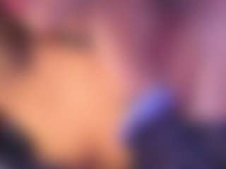 Agatha-Brooks-T MILF webcam performer live streaming