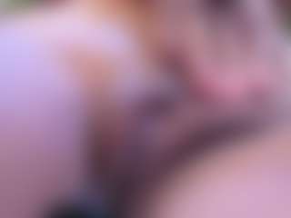 Agatha-Brooks-T's Live Sex Cam Show
