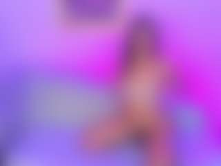 Agatha-Brooks-T MILF webcam performer live streaming