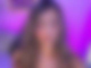 Live cam show with Agatha-Brooks-T - Middle Aged on Dolls Live
