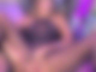 Agatha-Brooks-T's Live Sex Cam Show