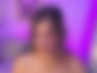 Live cam show with Agatha-Brooks-T - Deepthroat on Camiplay Live