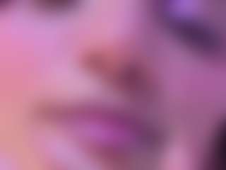 Agatha-Brooks-T MILF webcam performer live streaming