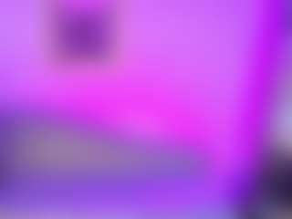 Live cam show with Agatha-Brooks-T - Skinny on xfollow cams