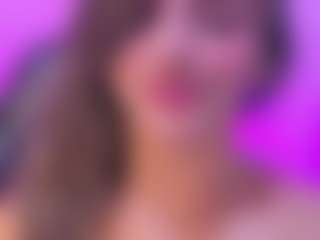 Live cam show with Agatha-Brooks-T - Squirt on Camsoda