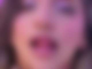 Agatha-Brooks-T's Live Sex Cam Show
