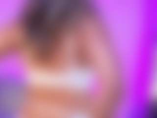 Agatha-Brooks-T's Live Sex Cam Show