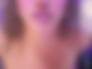 Live cam show with Agatha-Brooks-T - Skinny MILF on Gym Cam Girls