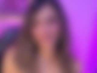 Live cam show with Agatha-Brooks-T - Skinny MILF on Camsoda
