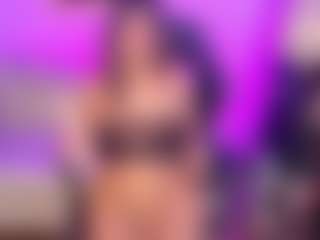 Live cam show with Agatha-Brooks-T - Natural on Uber Horny