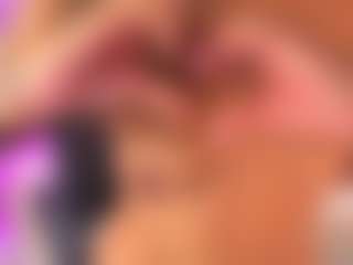 Agatha-Brooks-T's Live Sex Cam Show