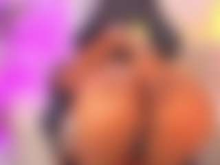 Live cam show with Agatha-Brooks-T - Striptease MILF on Camsoda
