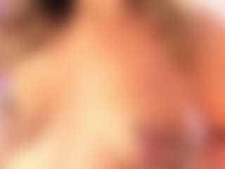 Live cam show with Agatha-Brooks-T - Skinny MILF on Adult Interactions
