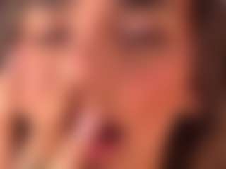 Agatha-Brooks-T's Live Sex Cam Show