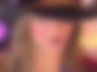 Agatha-Brooks-T MILF webcam performer live streaming