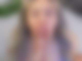 blowoow's Live Sex Cam Show