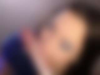 Live cam show with blowoow - Blue Eyes on Gym Cam Girls