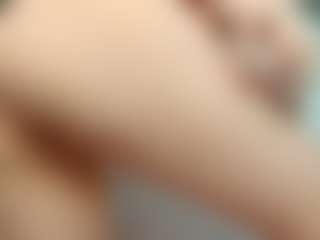 EveFina's Live Sex Cam Show