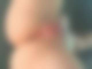 Live cam show with EveFina - Skinny Teen (18+) on Chatstar