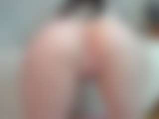 Live cam show with EveFina - Public on Fling VIP Chat